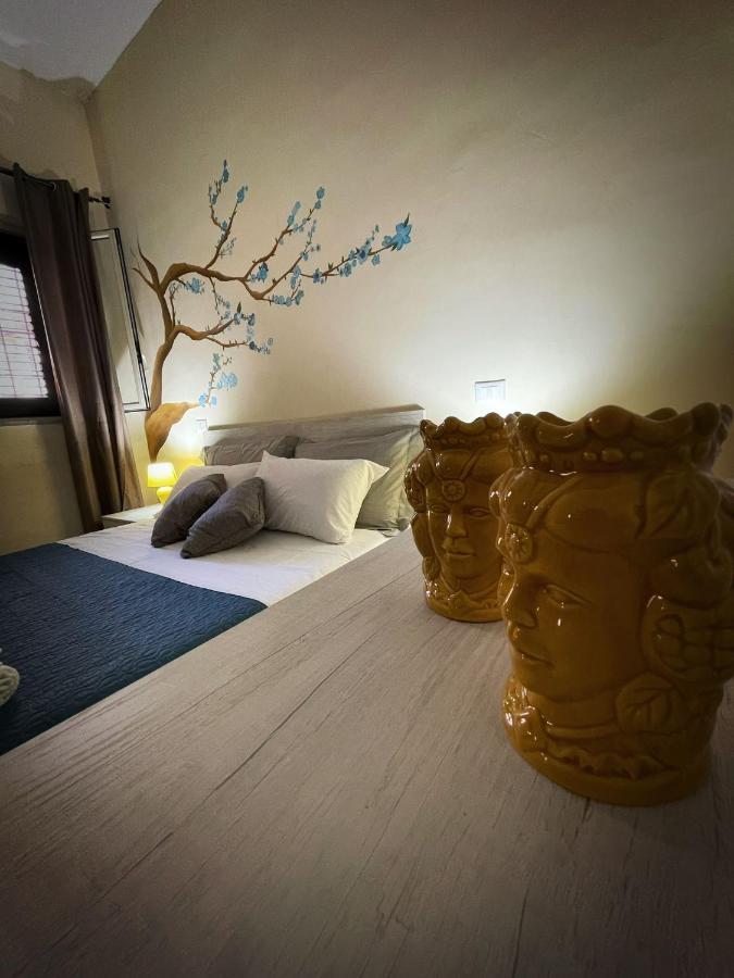La Trinacria Mare Apartment Palermo Ngoại thất bức ảnh