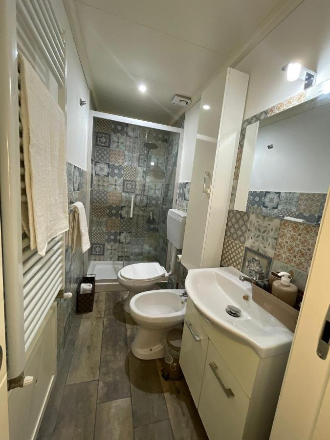 La Trinacria Mare Apartment Palermo Ngoại thất bức ảnh