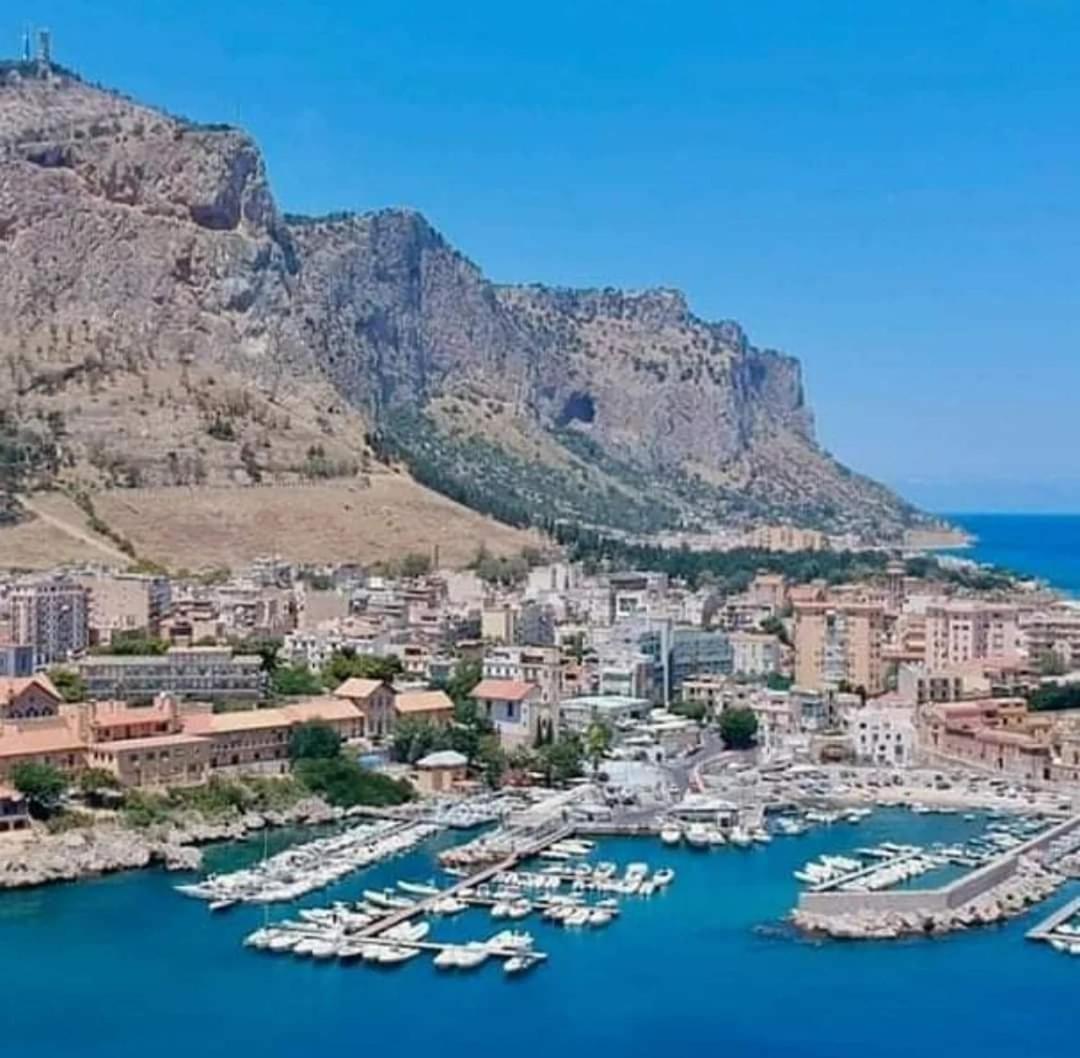 La Trinacria Mare Apartment Palermo Ngoại thất bức ảnh
